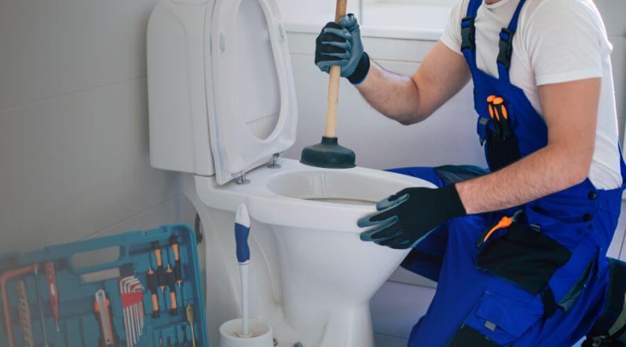 Expert burst pipe repair services in Barnhill, IL